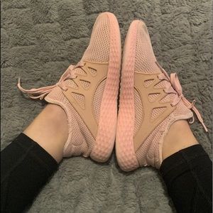 pre owned running shoes